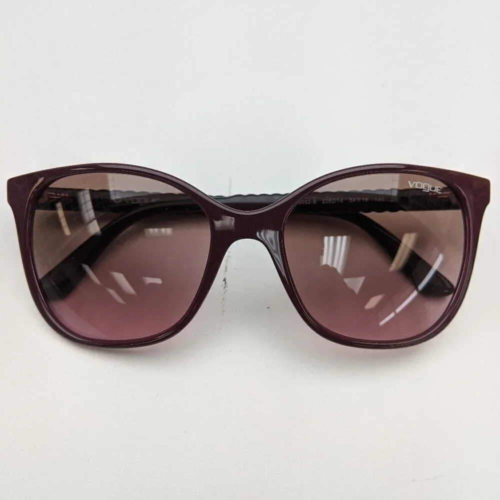 🕶️ Vogue VO5032-S 2262/14 Cat Eye Sunglasses 54/18-140 / ALH522🕶️